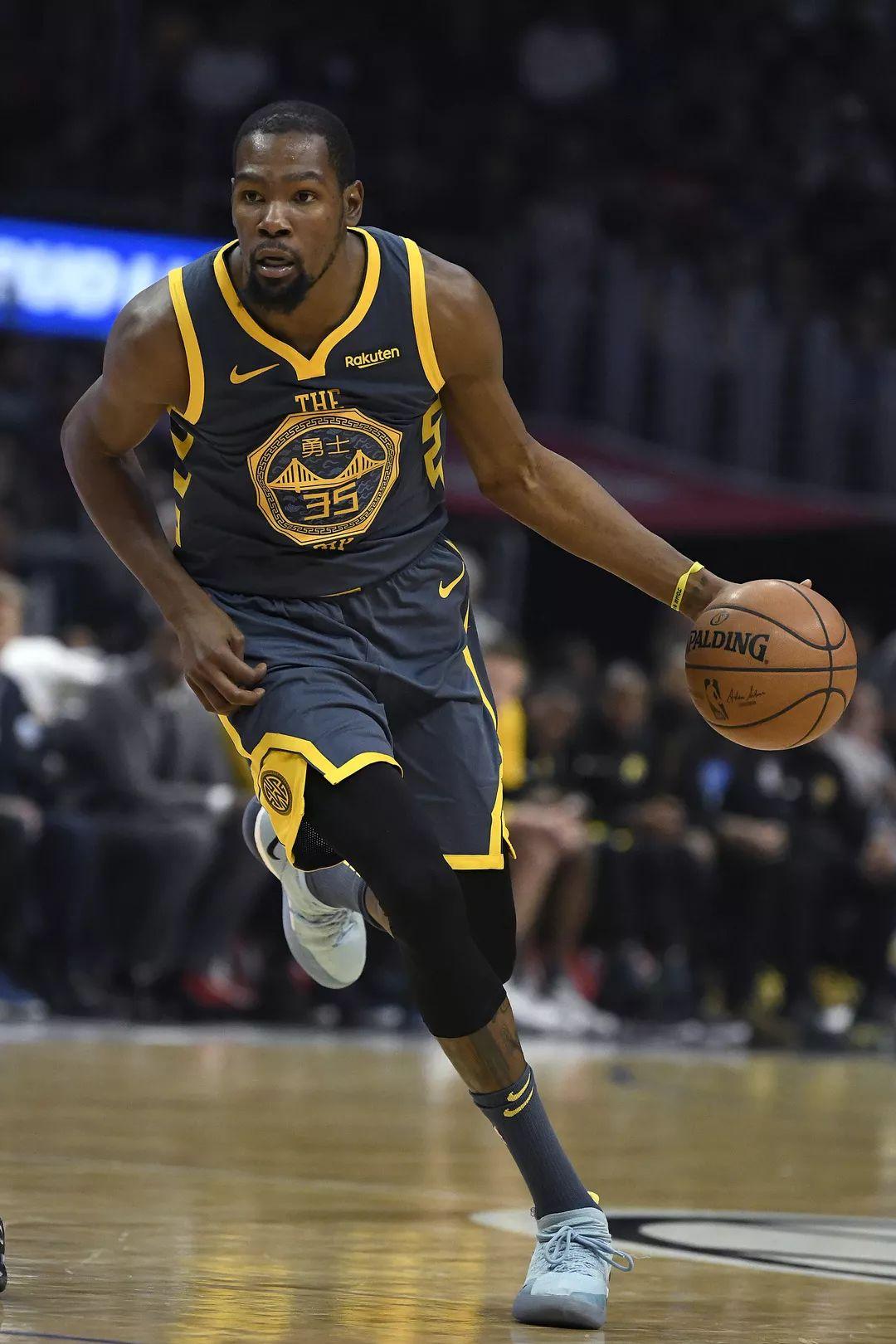 华体会官网包含纽约尼克斯转会期迎来里程碑，志在德甲名次提升，压力陡增，团队化学反应显著的词条